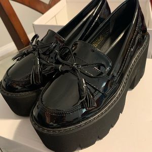 SHEIN Platform Slip-Ons Loafers Size 6”